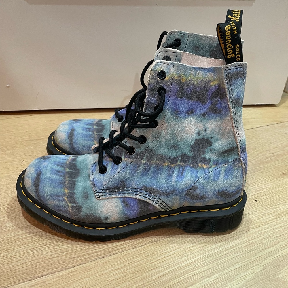 Dr. Martens Tie Dye 1460 Pascal Boots